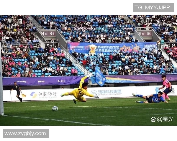 河静红林与广宁的精彩对决揭示了足球的魅力与团队精神的较量 河静红林与广宁的精彩对决揭示了足球的魅力与团队精神的较量