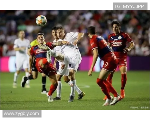 洛博斯与墨西哥美洲的激烈对决谁能笑到最后