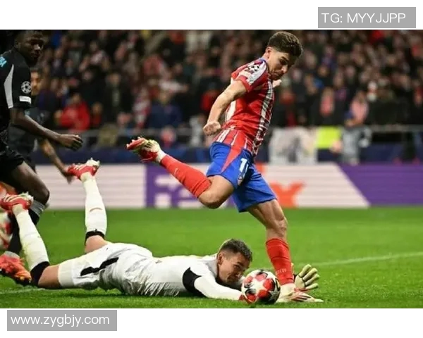 比利亚累主场迎战马竞双方争夺西甲关键三分的激烈对决 比利亚累主场迎战马竞双方争夺西甲关键三分的激烈对决