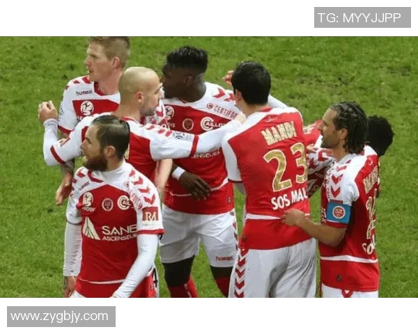 阿雅克肖主场迎战特鲁瓦争夺法甲保级关键三分之战