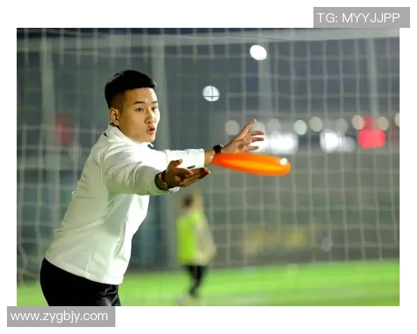 飞盘热潮下的技术之争北京飞盘队引发的争议与思考 飞盘热潮下的技术之争北京飞盘队引发的争议与思考