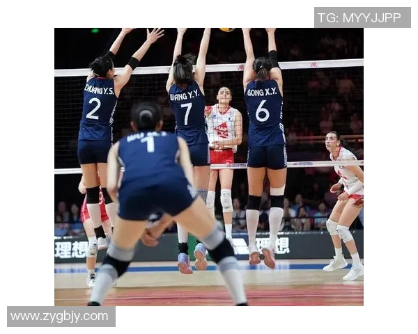亚运赛场中国女排迎战印度队全力争胜展现团队精神与竞技风采